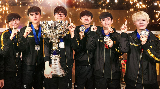 他不仅用实 他不仅用实